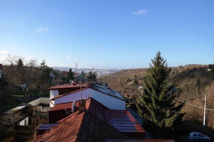 Apartment Trojska Prag Eksteriør billede